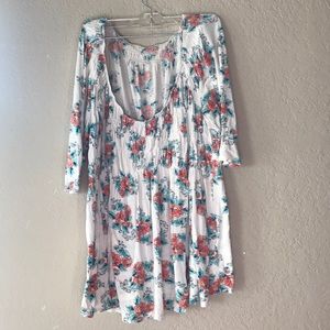 American Rag Flower top